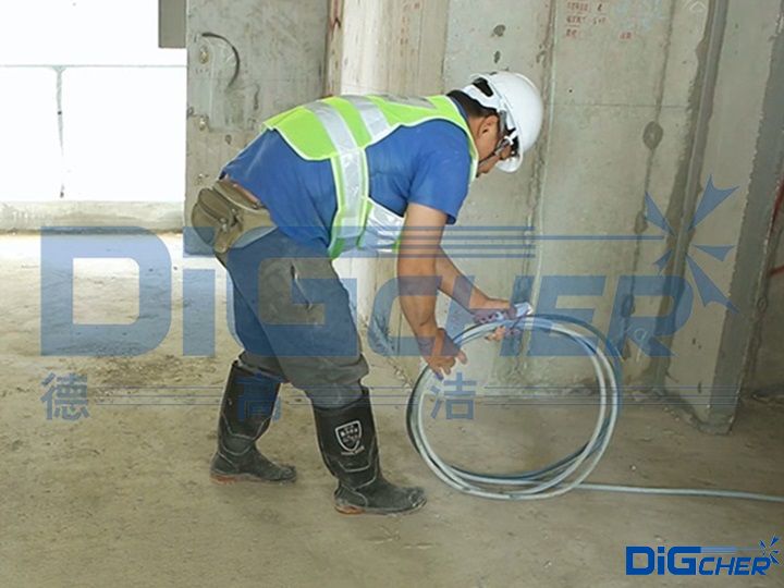 �߉��ܽ��g